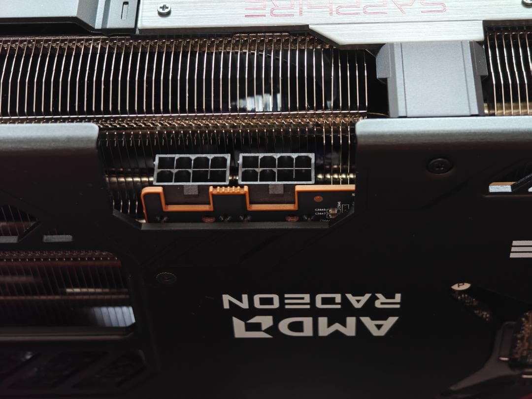 グラフィックボード・グラボ・ビデオカード Sapphire Pulse RX 9070 XT