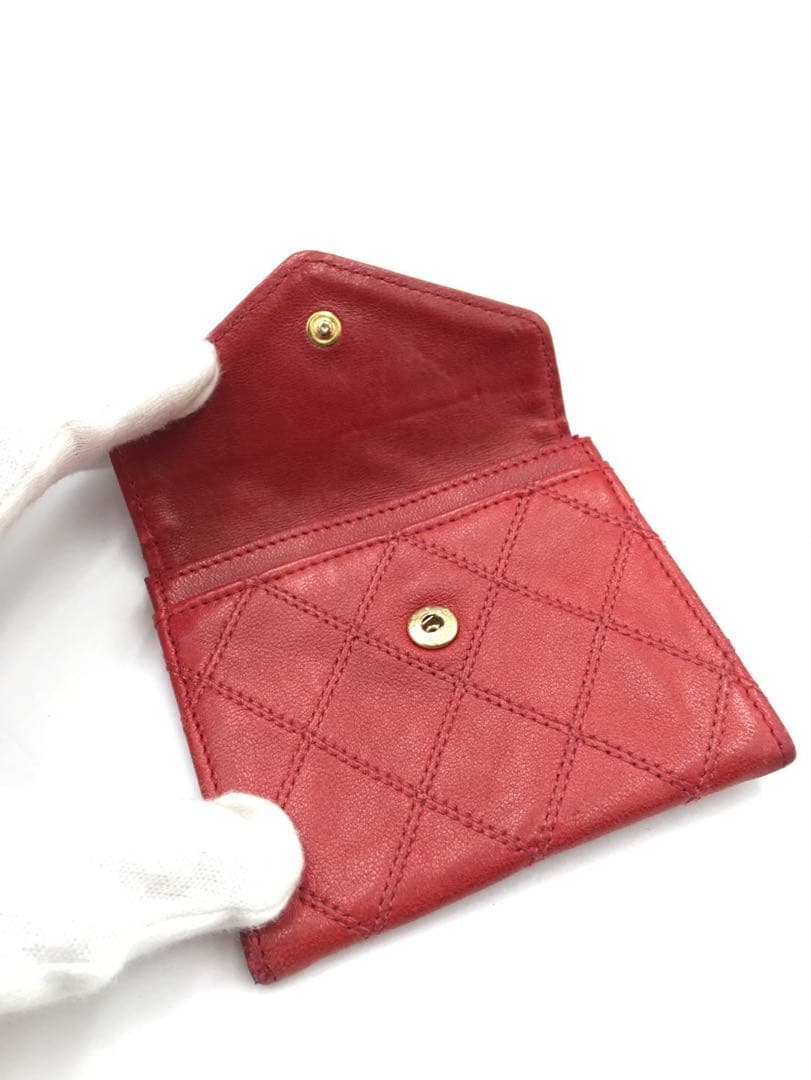 32 シャネル　ラムスキン　ケース