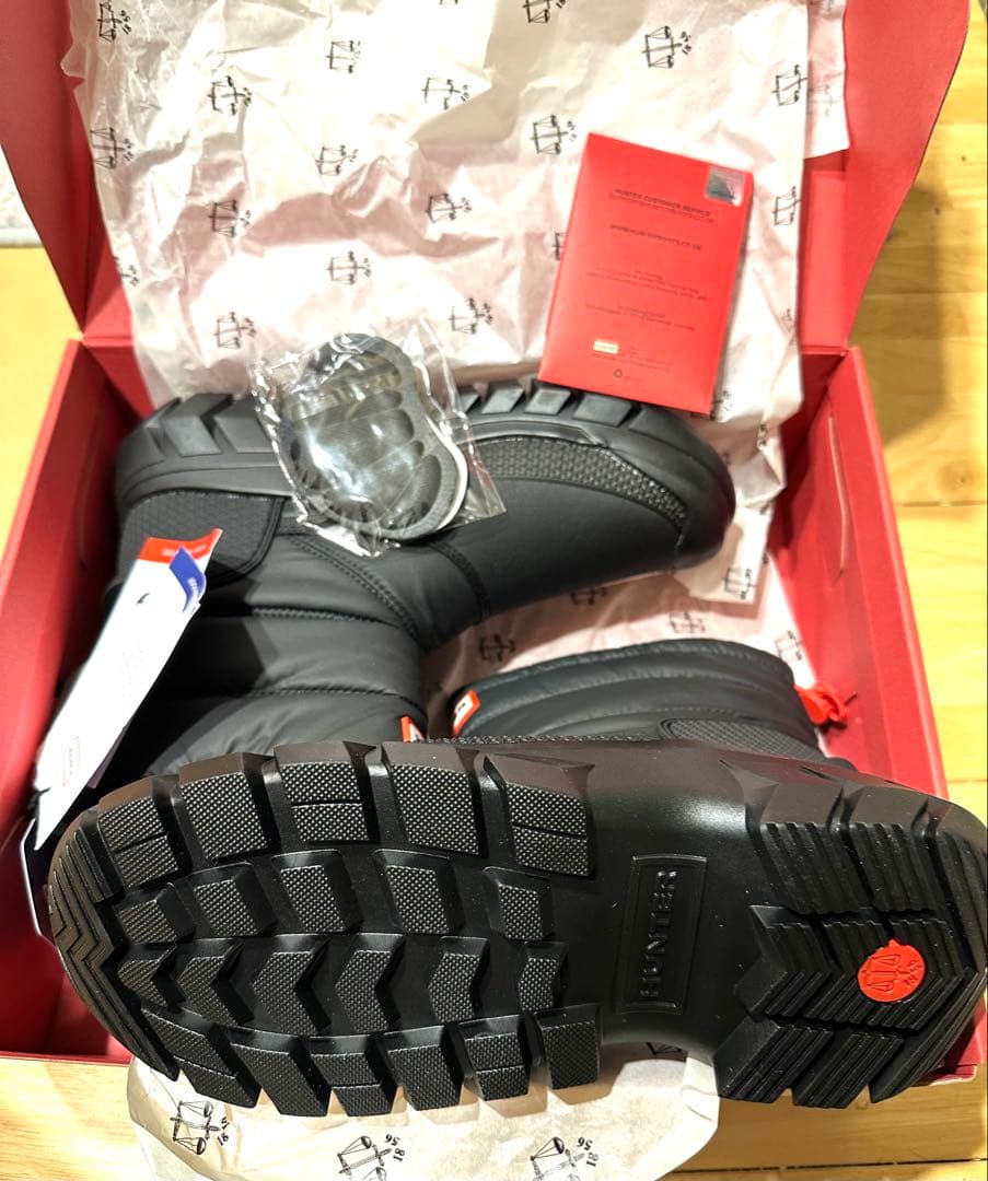 超人気 新品HUNTER スノーブーツ ショート (24cm) 防水防寒