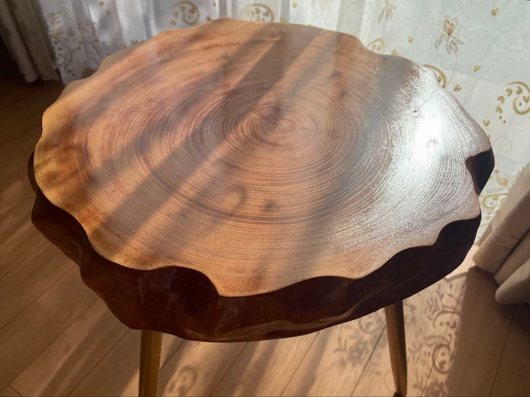 一枚板　無垢　サイドテーブル　ゴールド色脚