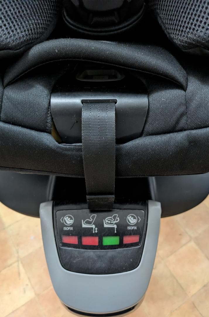 綺麗/RECARO Salia/新生児～4歳頃/ISO FIX/R129適合洗濯