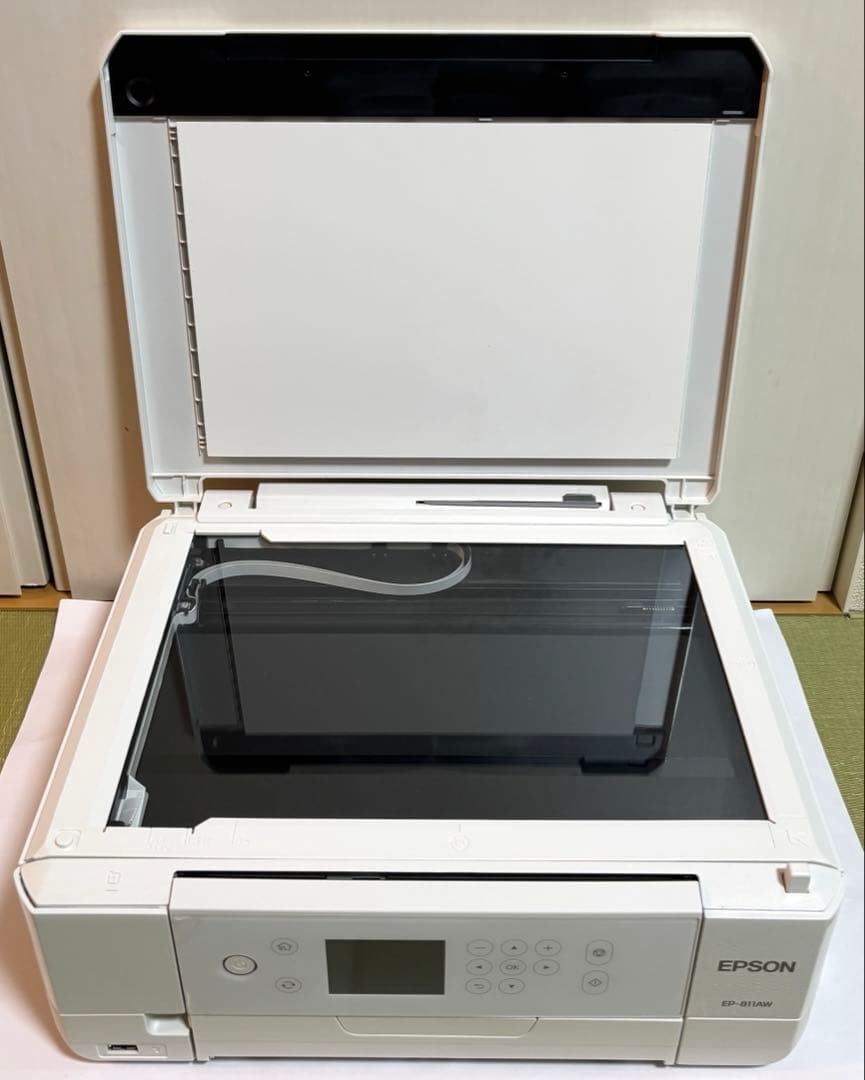EPSONプリンター　EP-811AW インクオマケ有り