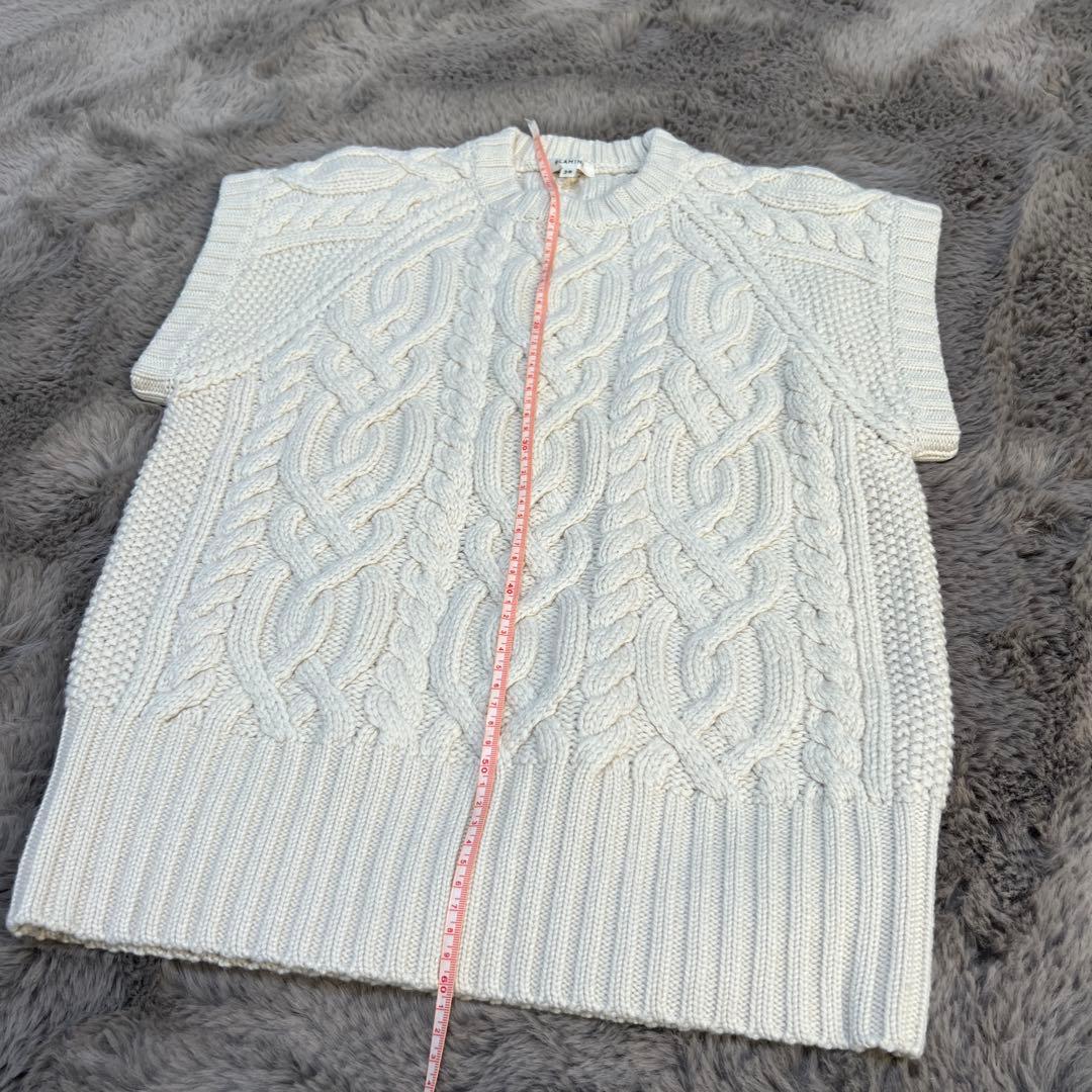 値下げしました。BLAMIN Kケーブルニットベスト 38 ホワイト