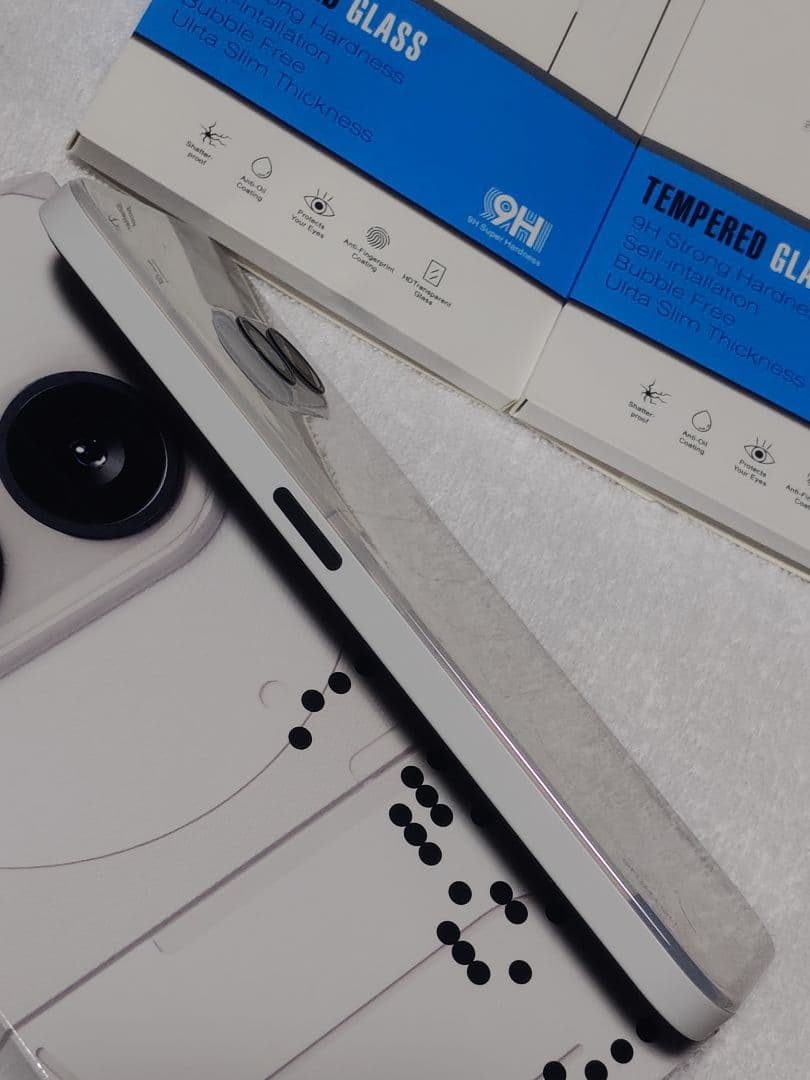 【ほぼ新品】 国内版　Nothing Phone (2a)　ミルク　256GB