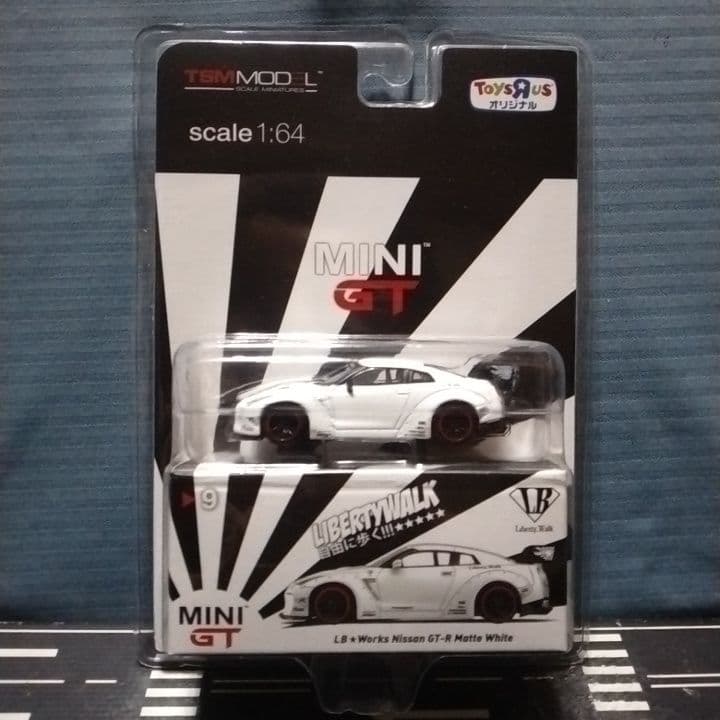 MINI GT LB★Works Nissan GT-R Matte White