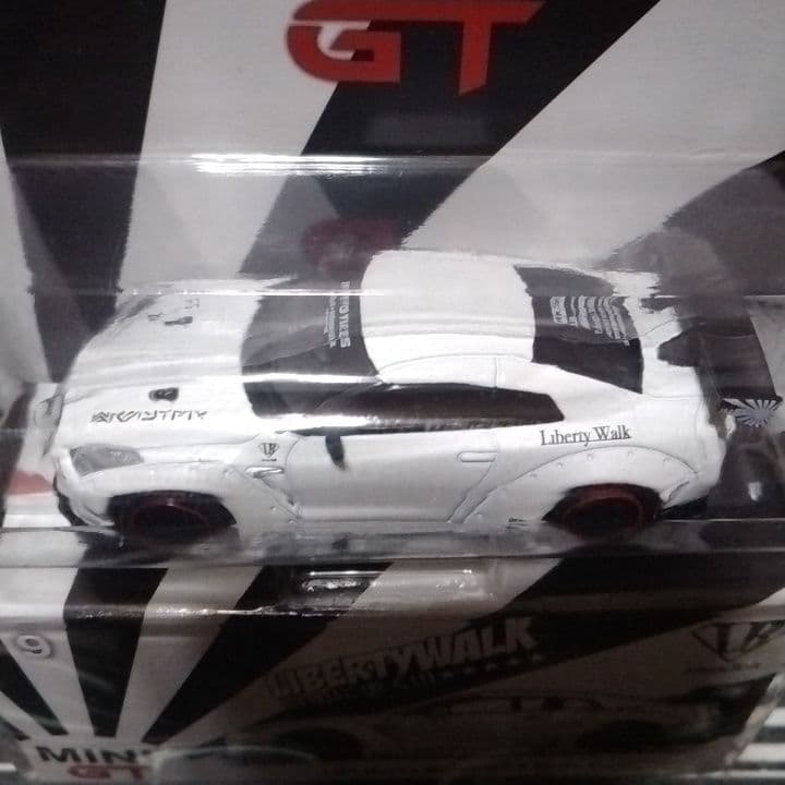 MINI GT LB★Works Nissan GT-R Matte White