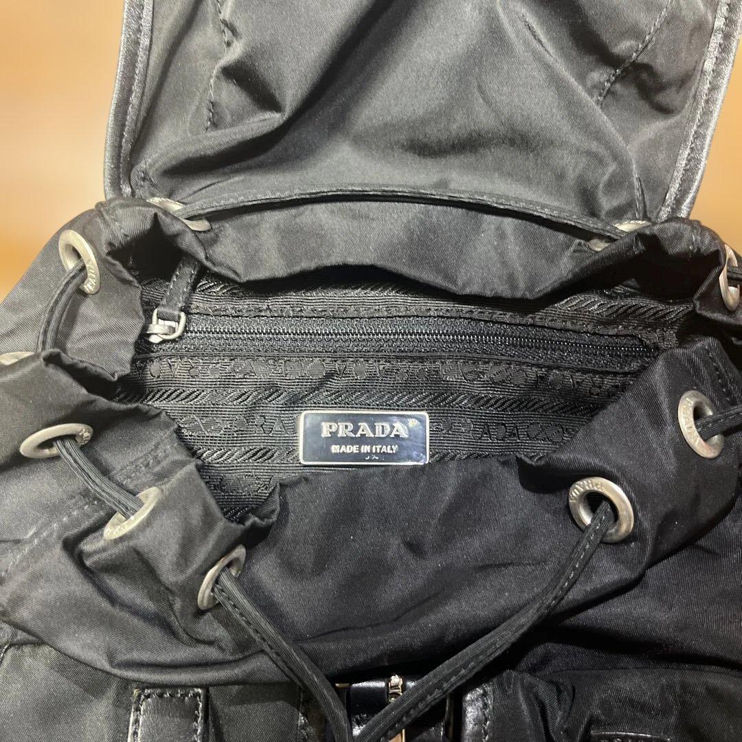 プラダ ブラックナイロンバックパック