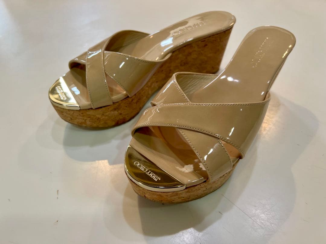 ジミーチュウ　jimmy choo パテントサンダル 試着のみ未使用品