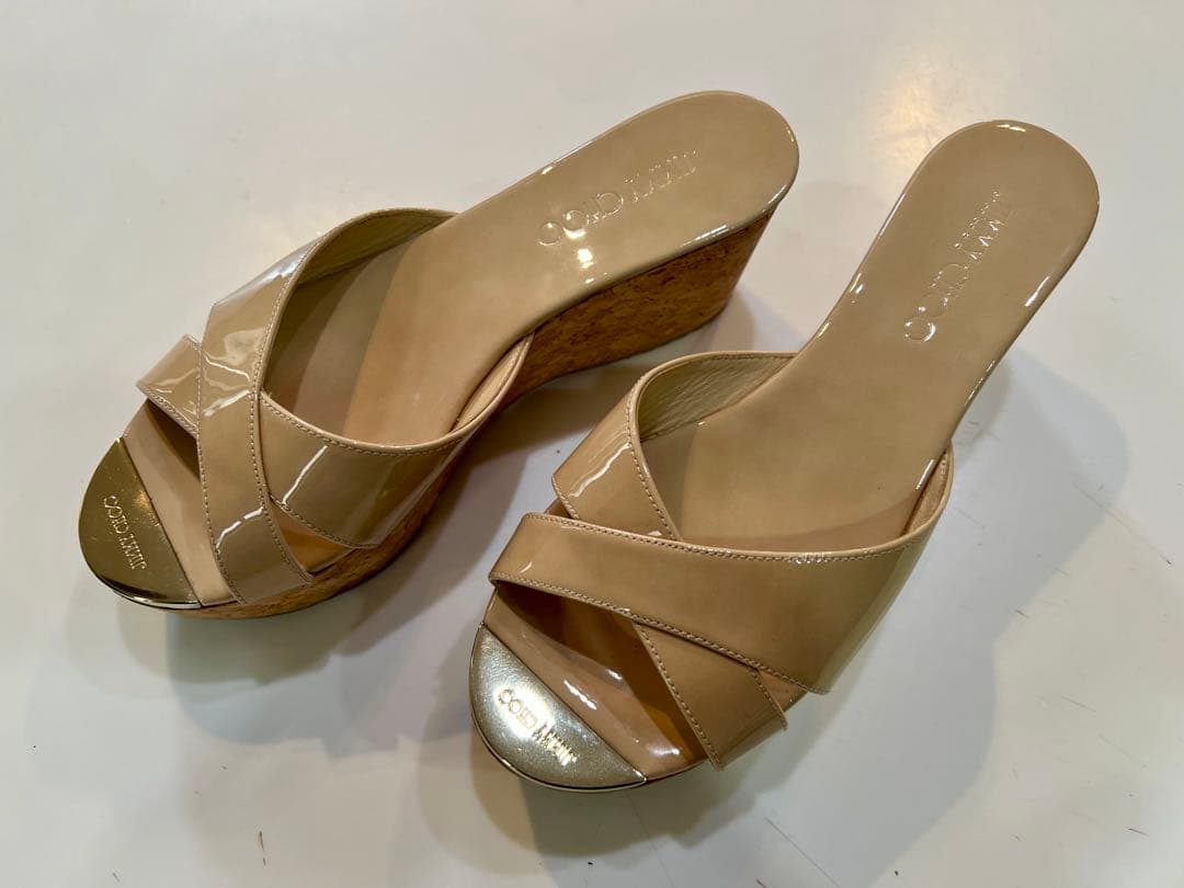 ジミーチュウ　jimmy choo パテントサンダル 試着のみ未使用品