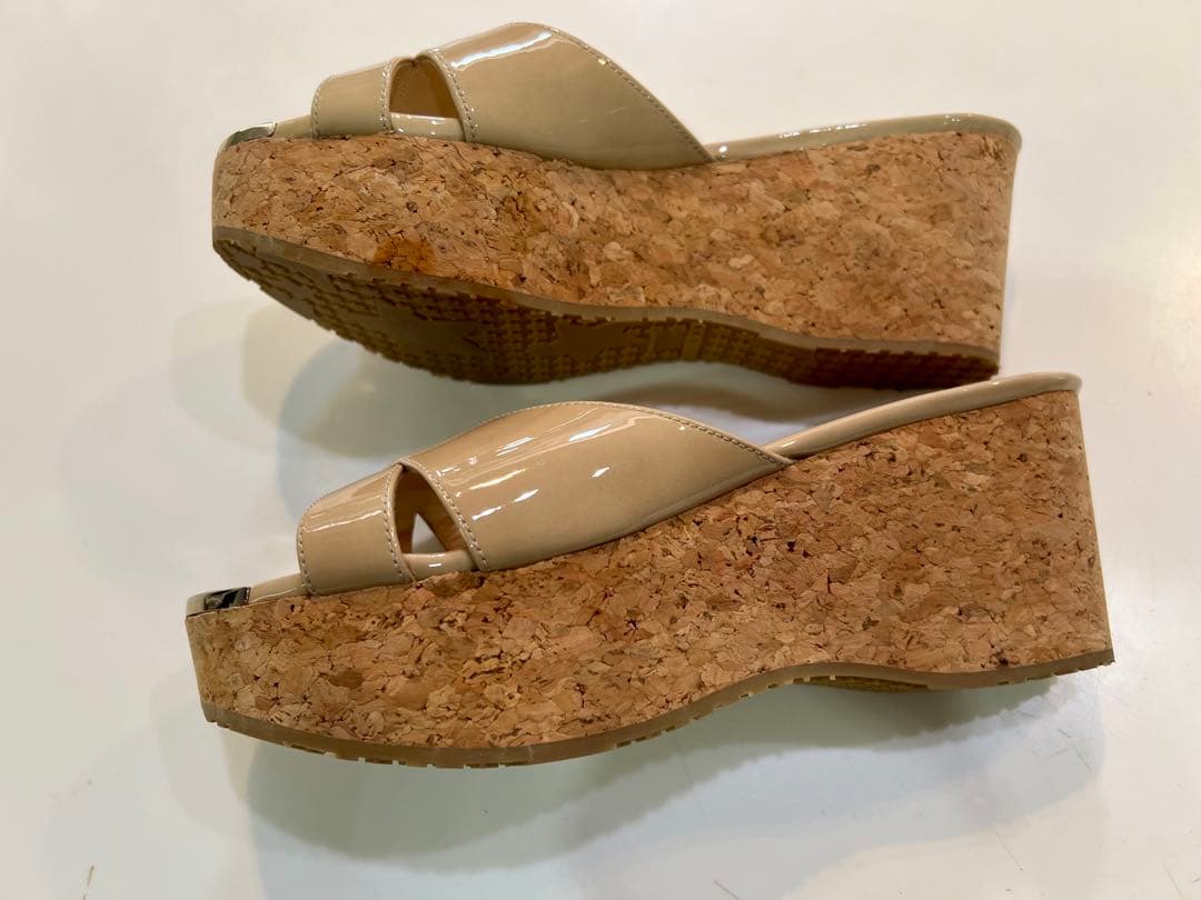 ジミーチュウ　jimmy choo パテントサンダル 試着のみ未使用品