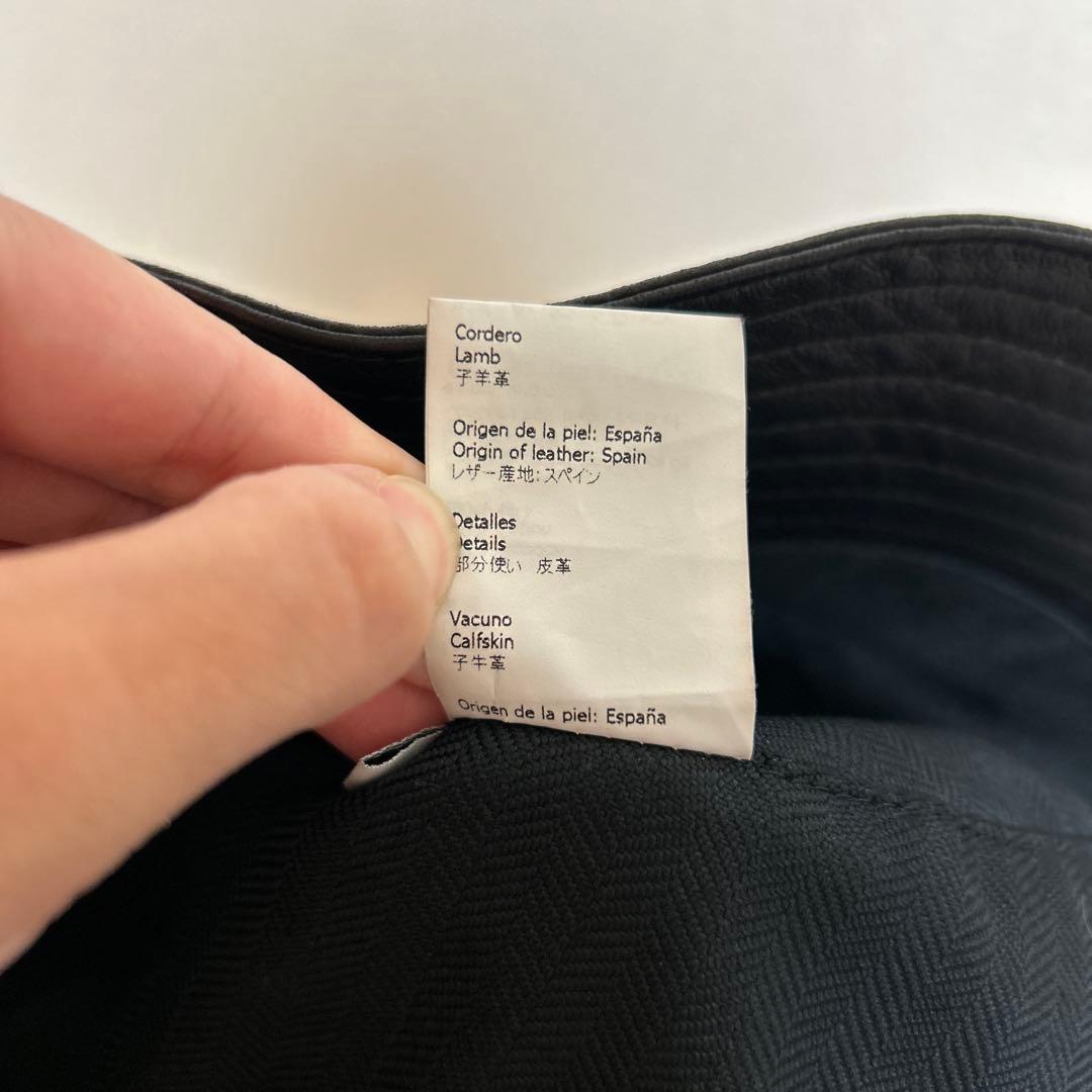 く*ん様 【匿名配送】LOEWE レザー バケットハット　S