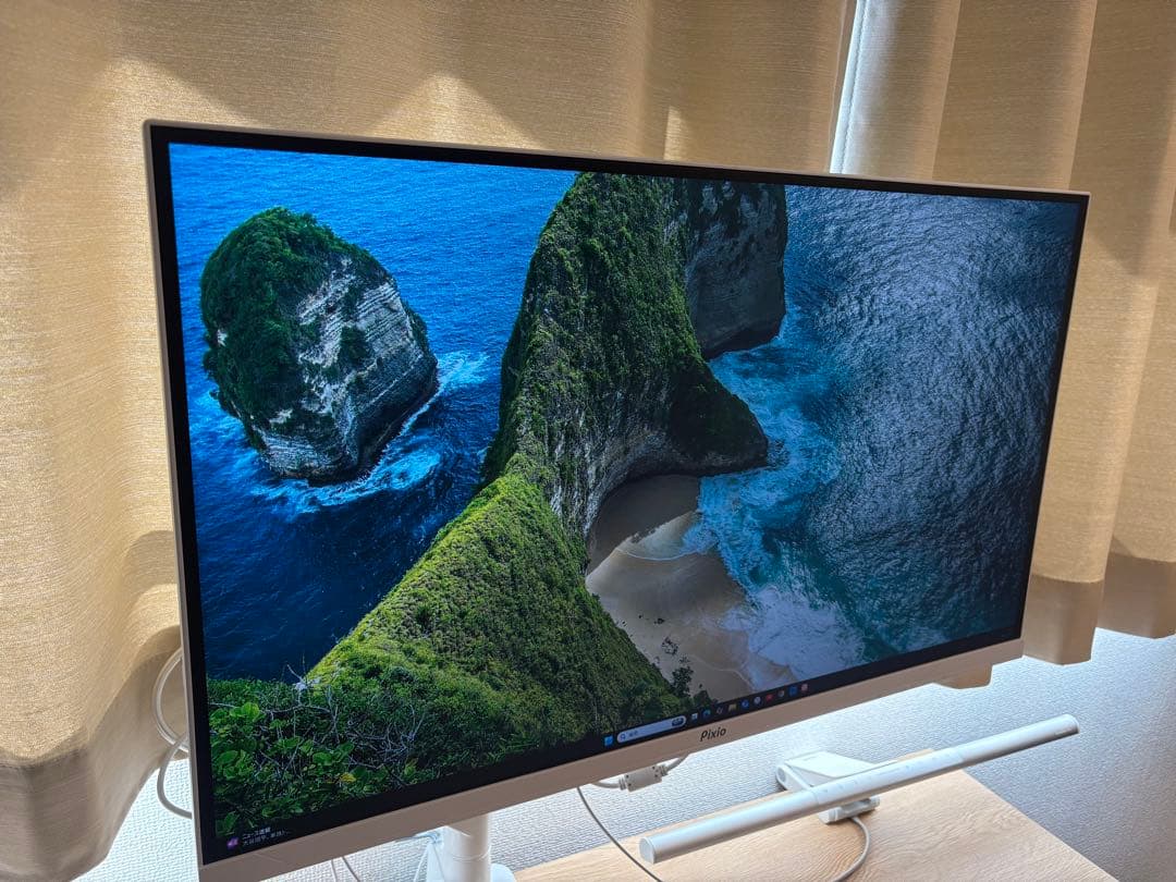 Pixio PX278 WAVE ゲーミングモニター 27インチ　ホワイト