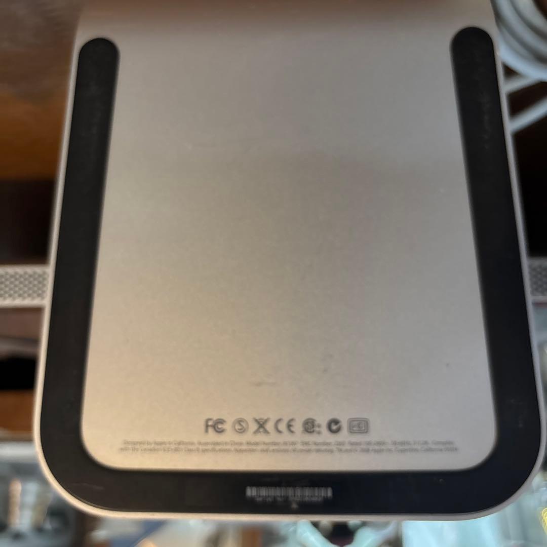 Mac mini 2012、キーボード、トラックパッド、24インチディスプレイ