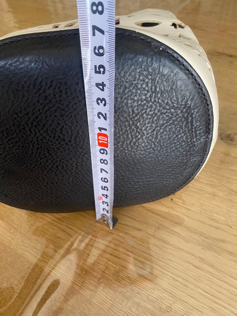 ゲンテン　ホワイト カットアウトデザイン レザーバッグ　最終価格です