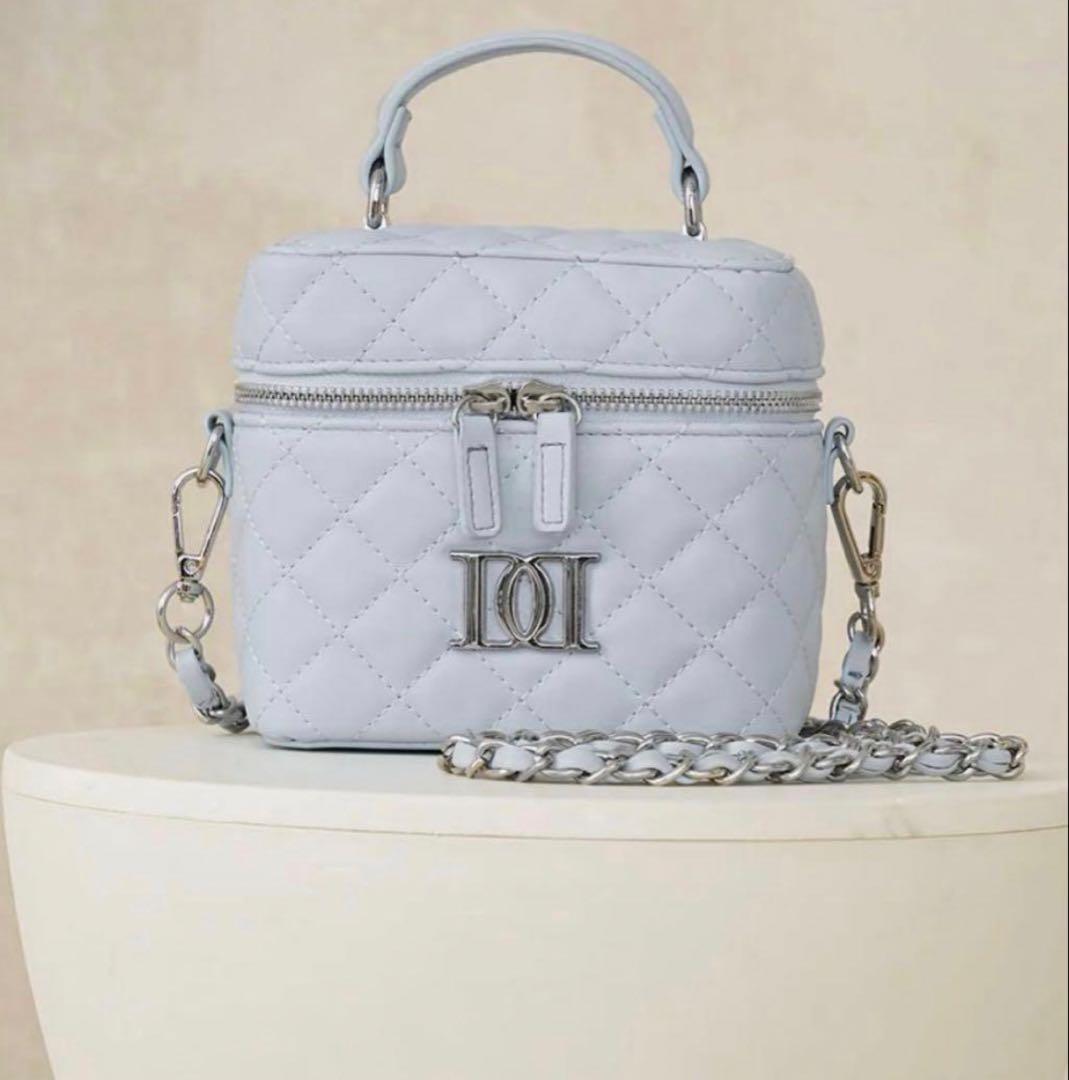 Darich キルティングスクエアミニバッグ シルバーパーツ SAX サックス