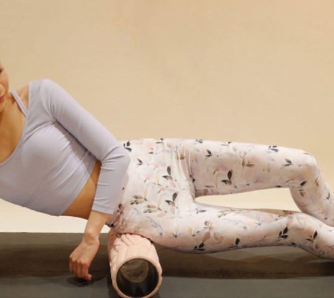 新品　easyoga 花柄 ヨガパンツ ハイウエスト