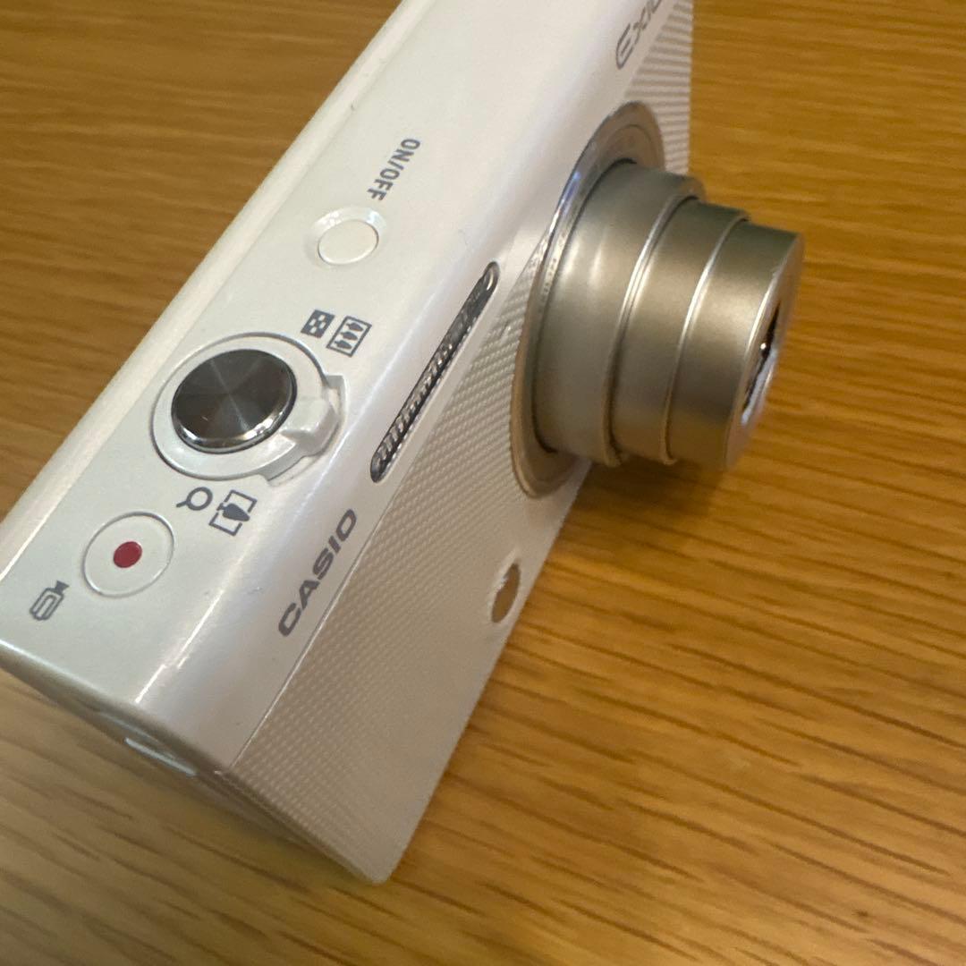 ★ジャンク特価★カシオ CASIO EXILIM EX-ZR70お値下げしました