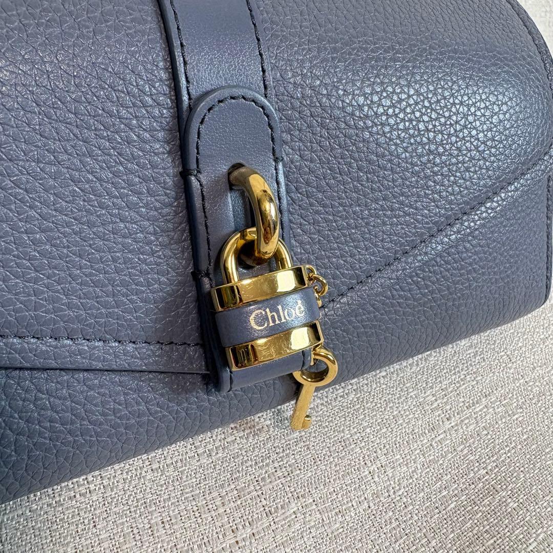 Chloe aby アビー　レザーロングウォレット　南京錠チャーム