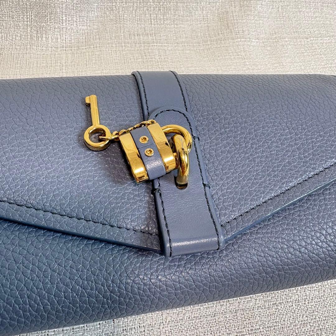 Chloe aby アビー　レザーロングウォレット　南京錠チャーム