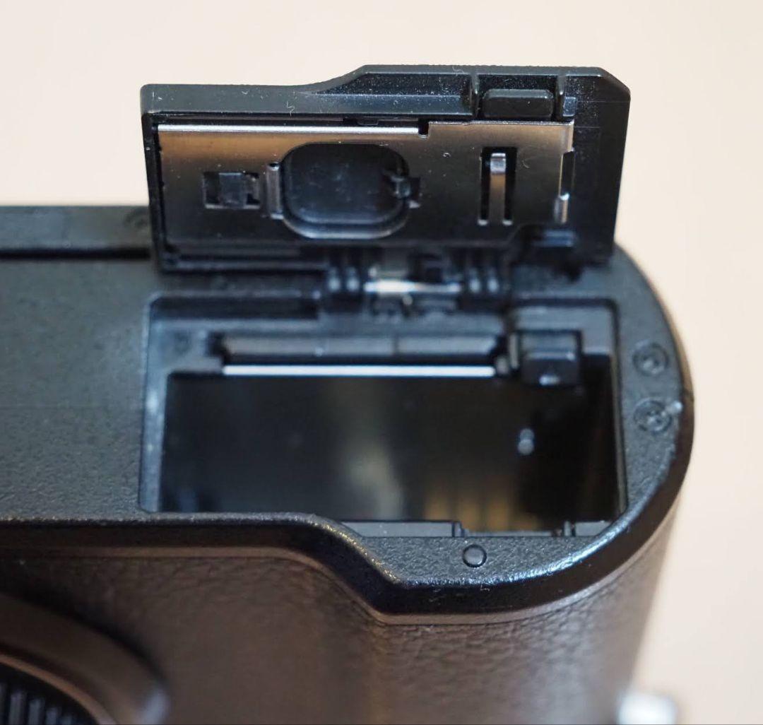 Lumix GX7MK3　カメラ本体、純正グリップ付き