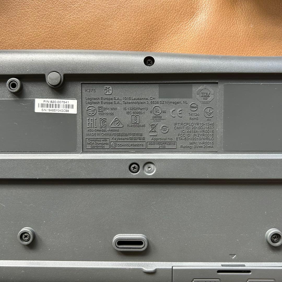 Intel NUC Core i7 ミニPCキット