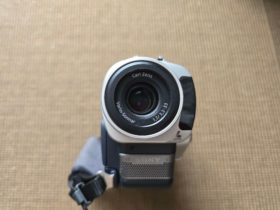 Sony DCR-TRV17 MiniDVビデオカメラ