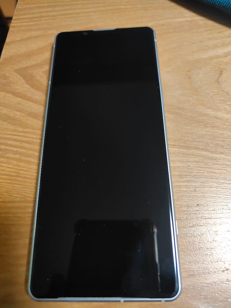 caz【美品】Xperia 5 IV エクリュホワイト SOG09