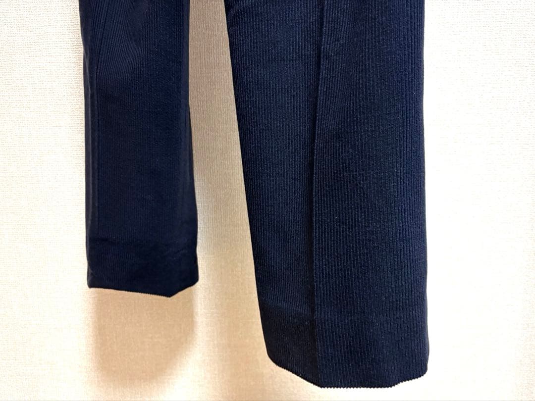 comoli 22aw ウールコーデュロイ　ワンタックパンツ