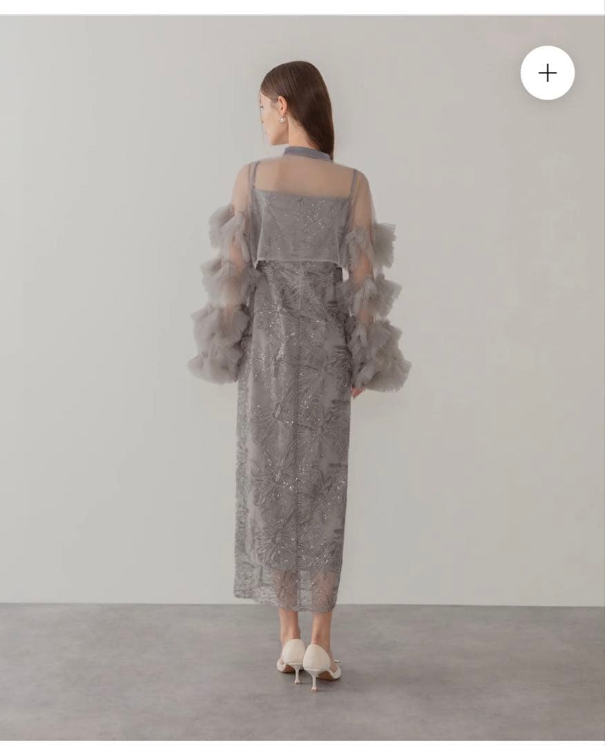 グレー シフォン シースドレス フリル袖