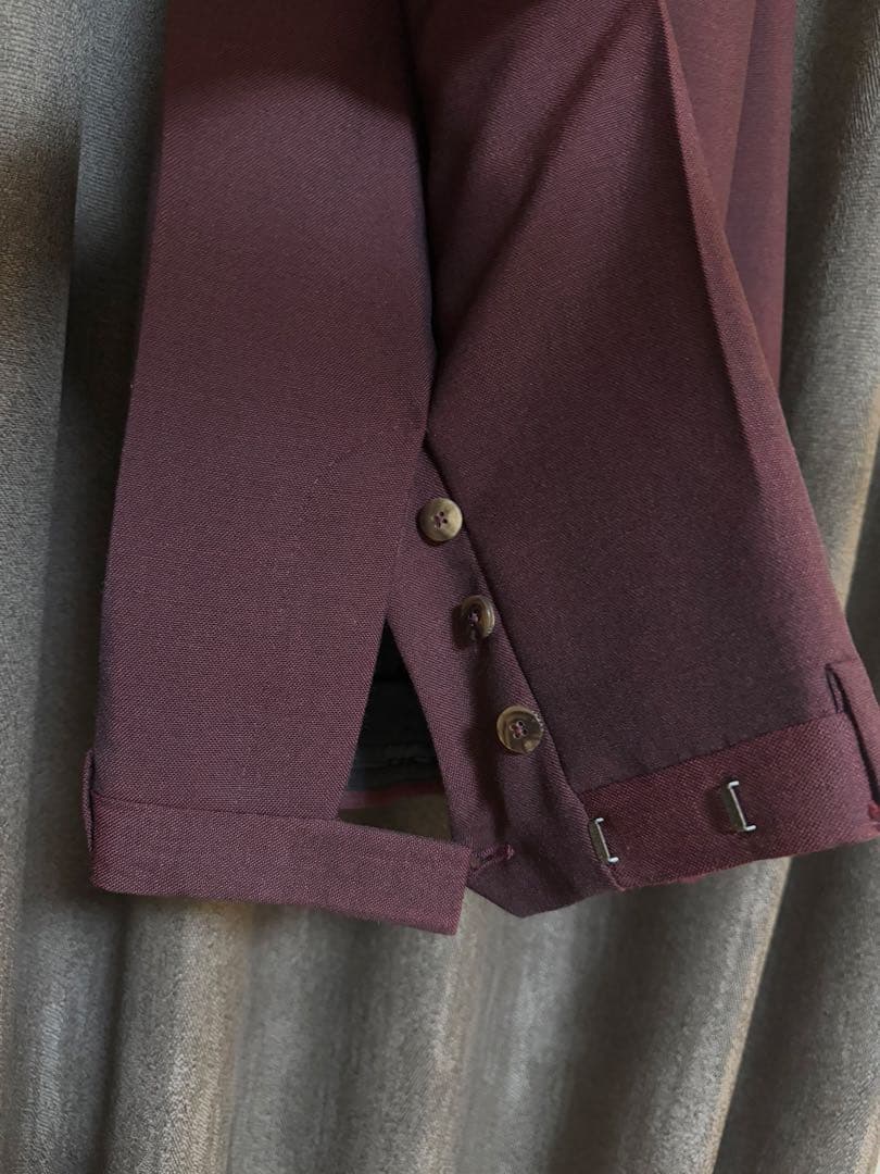 【GUCCI 】メンズ スーツ赤(上下) 美品