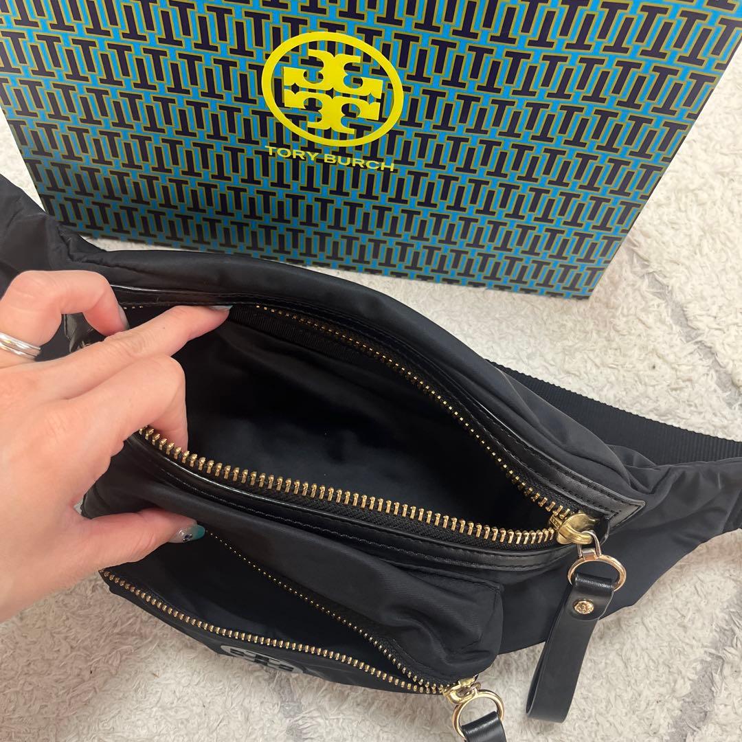 Tory Burch ブラック　ウエストポーチ