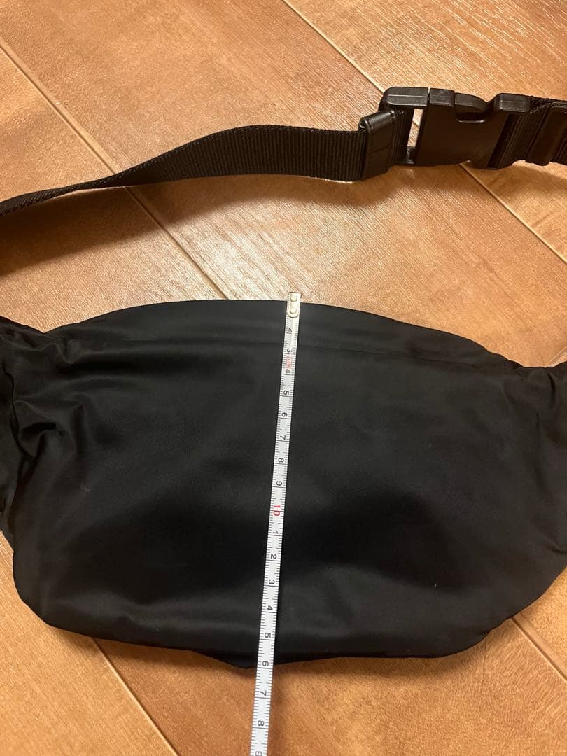 Tory Burch ブラック　ウエストポーチ