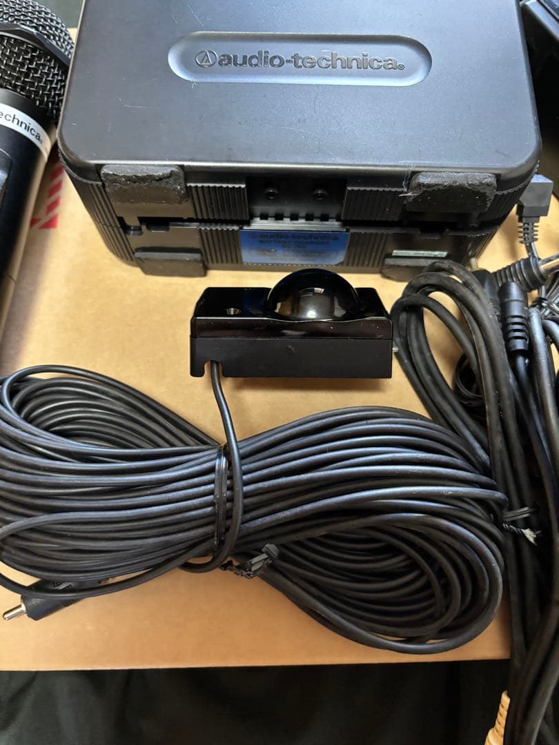 Audio-Technica AT-CLM7000TX ワイヤレスマイク２本