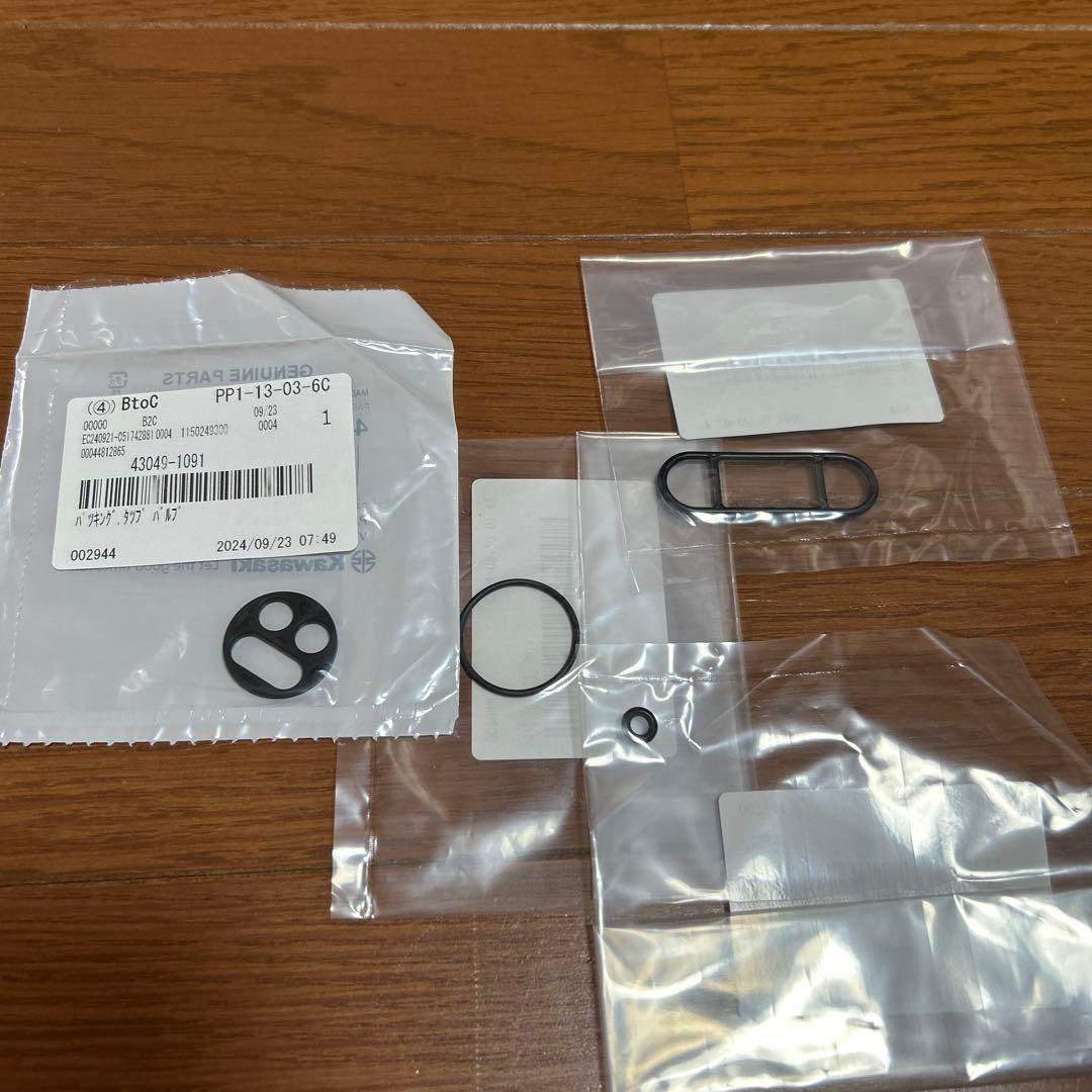 カワサキW650＊純正燃料タンク＊中古品