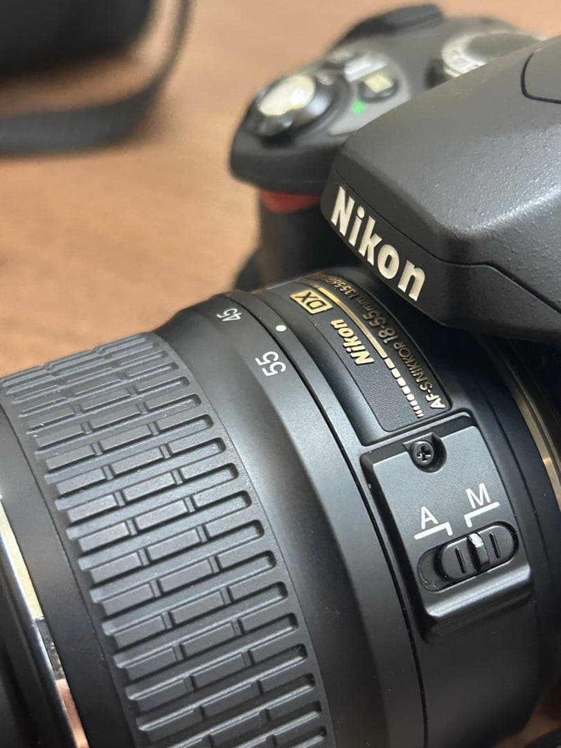 Nikon D40 デジタル一眼レフカメラ 本体とバッグ　フルセット