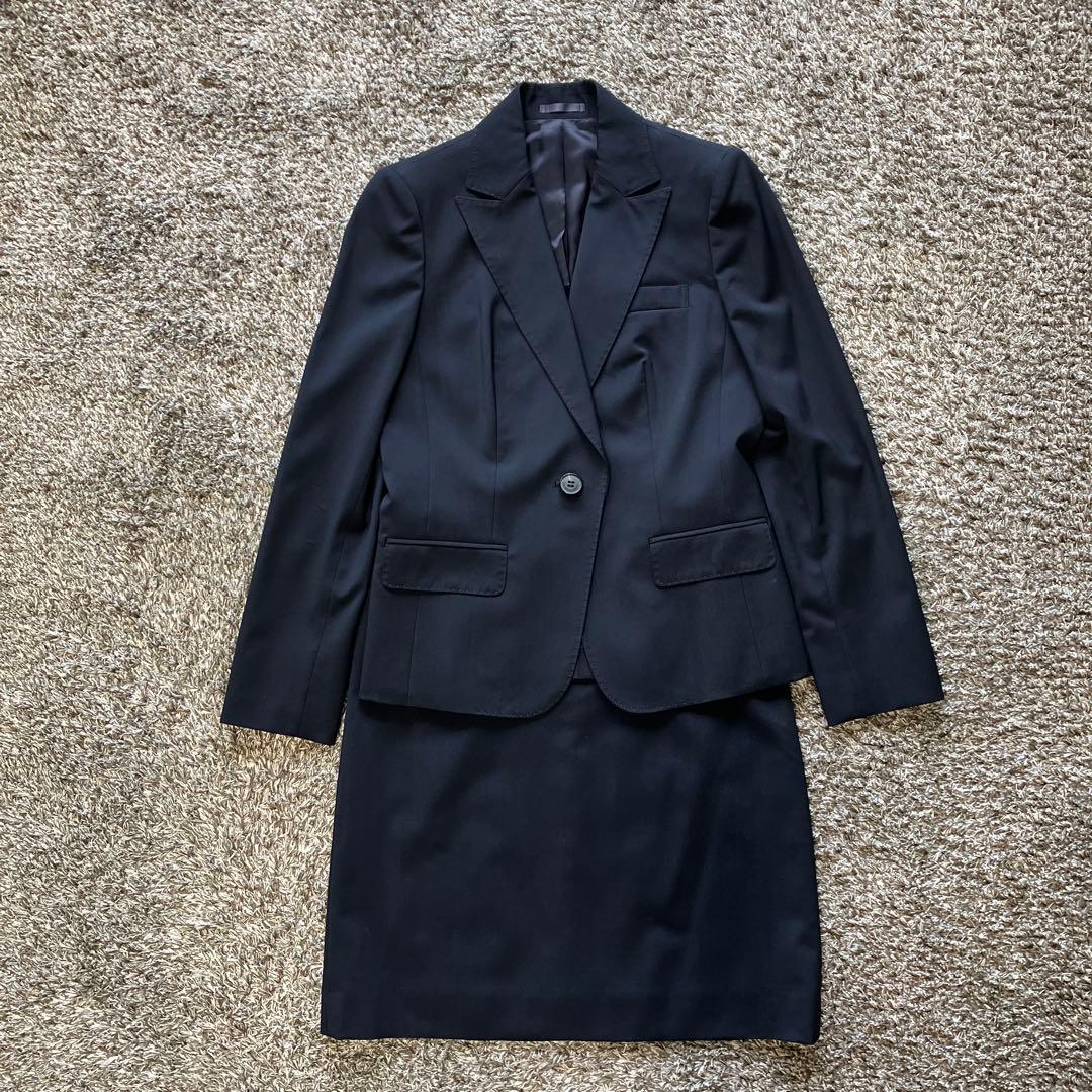 BURBERRY　LONDON 濃紺　スーツセット（ジャケットとスカート）　38