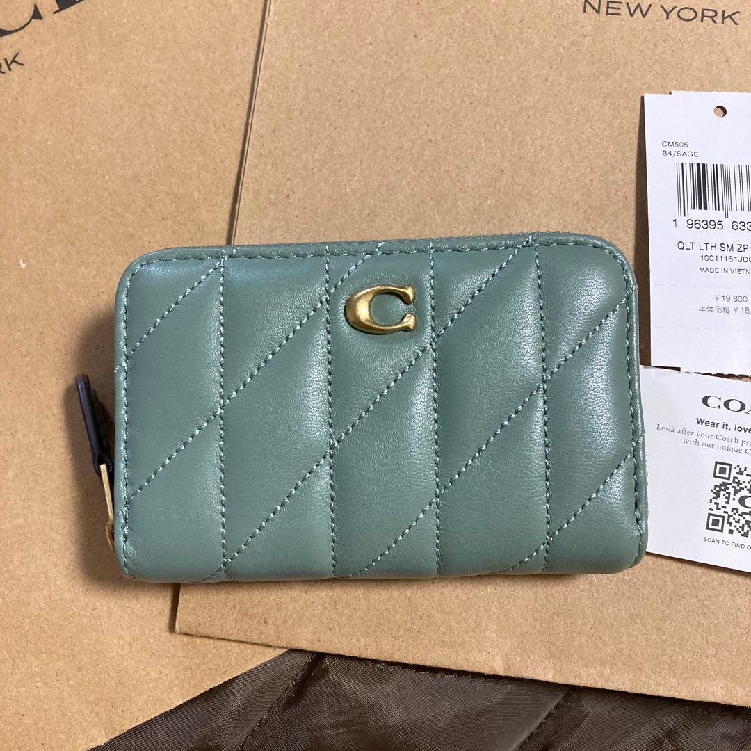 coach コーチ　正規品　キルティング　カードケース　ケース　財布