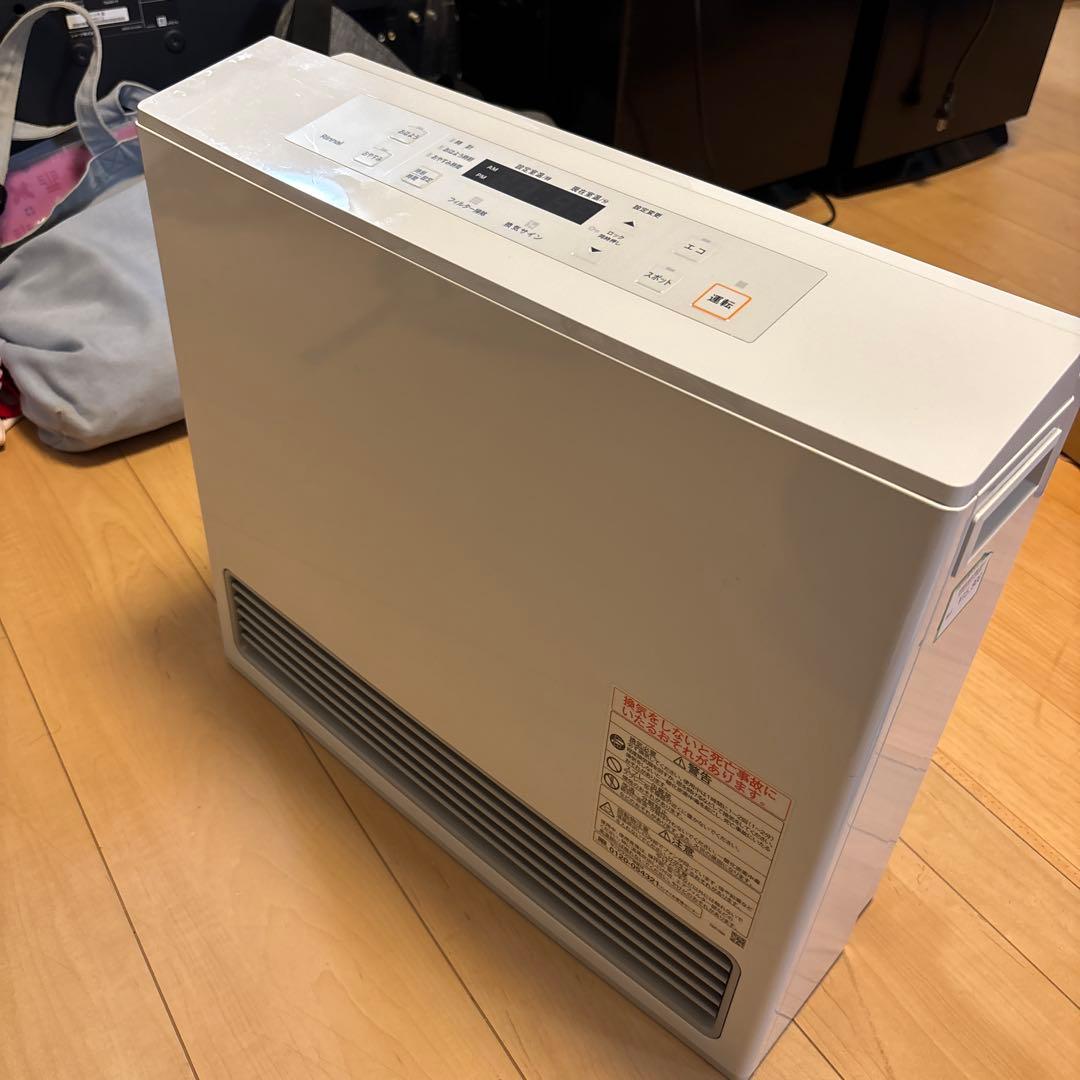 柴パパ様　15〜21畳 ガスヒーター　LPガス　RC-U5801E-WH 美品