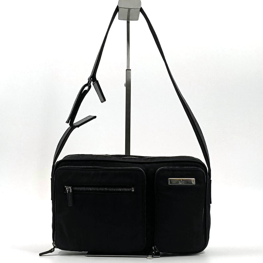 極希少 グッチ ショルダーバッグ ウエスト ボディ ロゴプレート ナイロン 黒