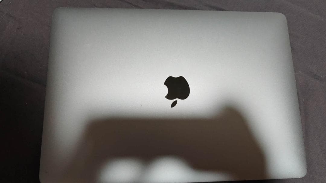 MacBook Air (M1, 8GB, 256GB SSD) 13インチ