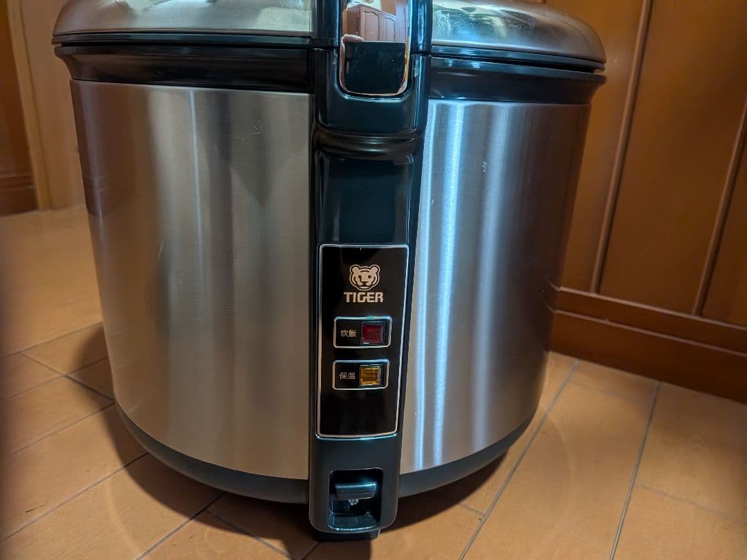 ■美品 タイガー TIGER 業務用 炊飯器 1升5合炊き JCC-270P ■