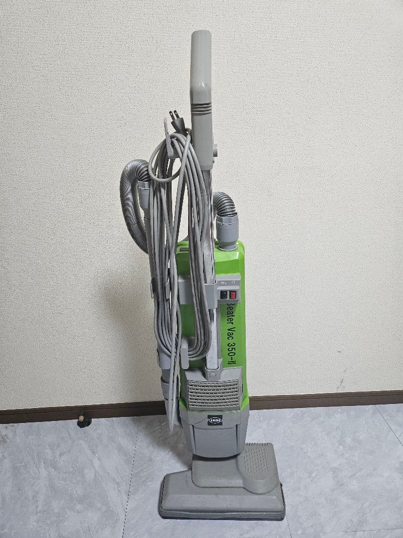業務用アップライト型バキュームクリーナー「Beater Vac 350-II」