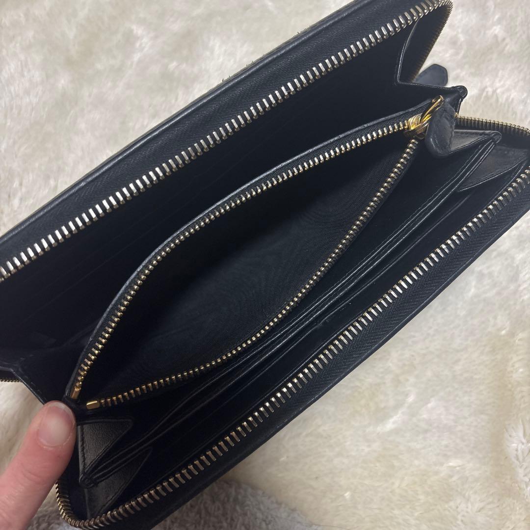 PRADA ブラック 長財布 キルティング