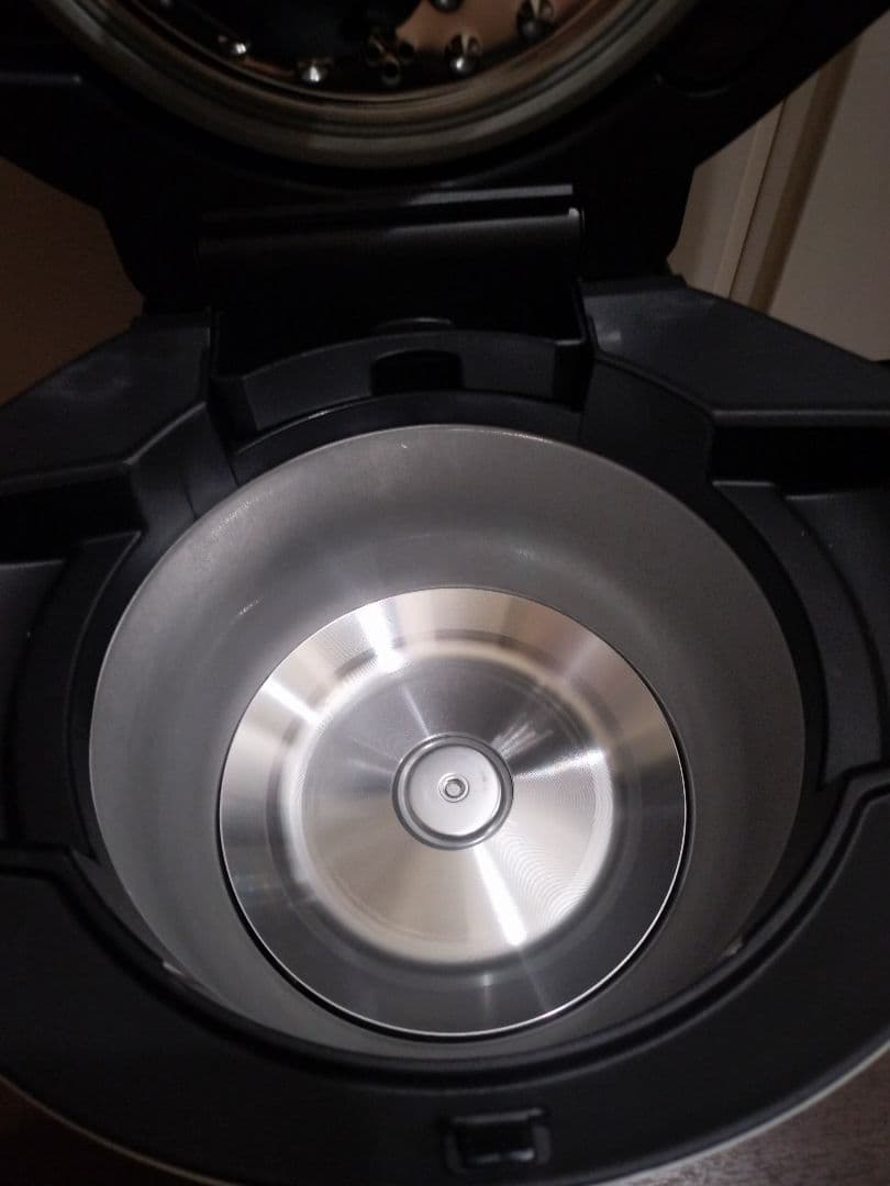 ヘルシオ ホットクック 電気無水調理鍋 KN-HW16G-W 未使用