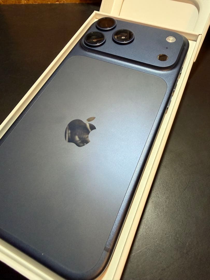 Apple iPhone 17 Pro Max ディープブルー　本体