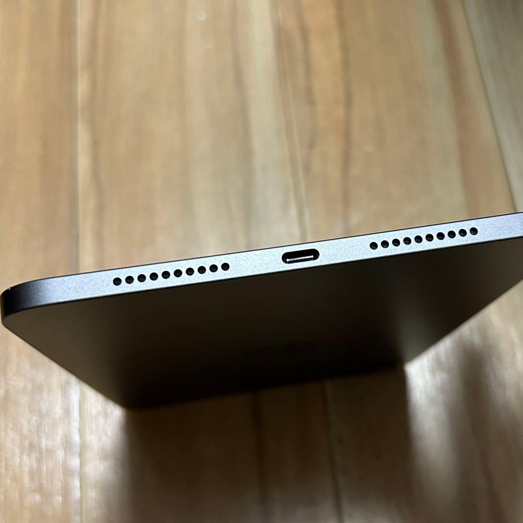 iPad mini 第6世代 64GB Wi-Fi ESRのケース付き