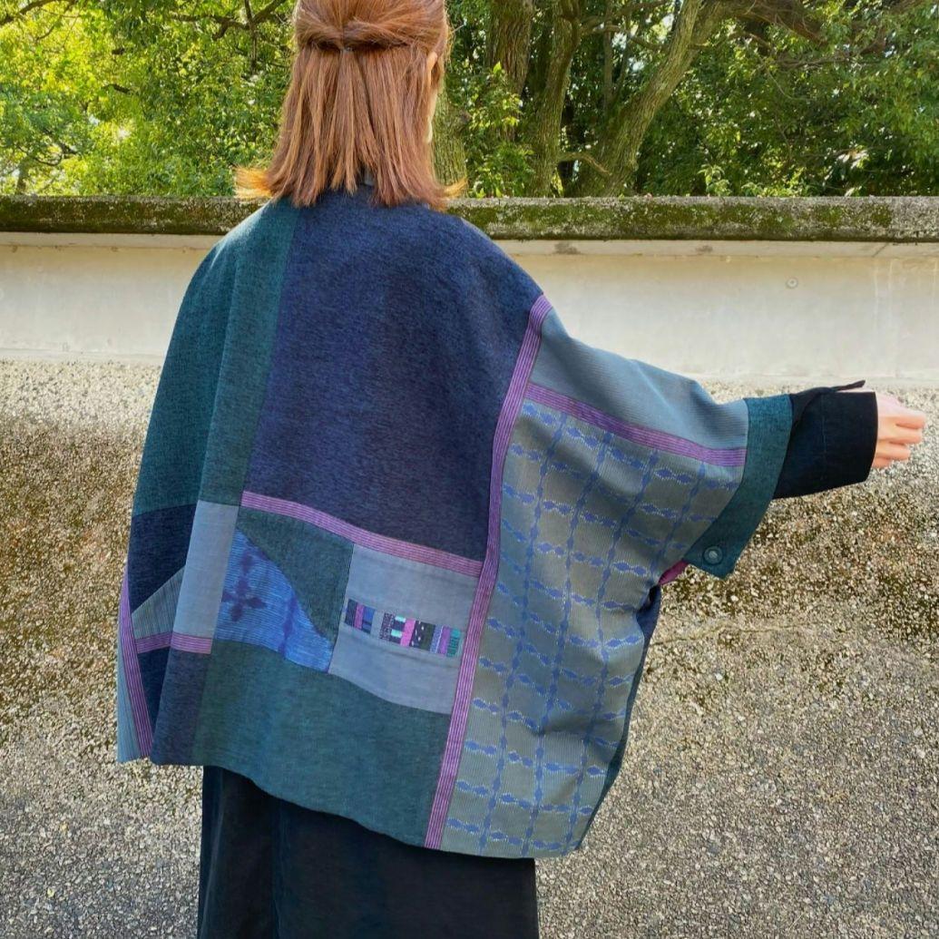 美品　儀右ヱ門　久留米絣ポンチョ　羽織物　ケープ