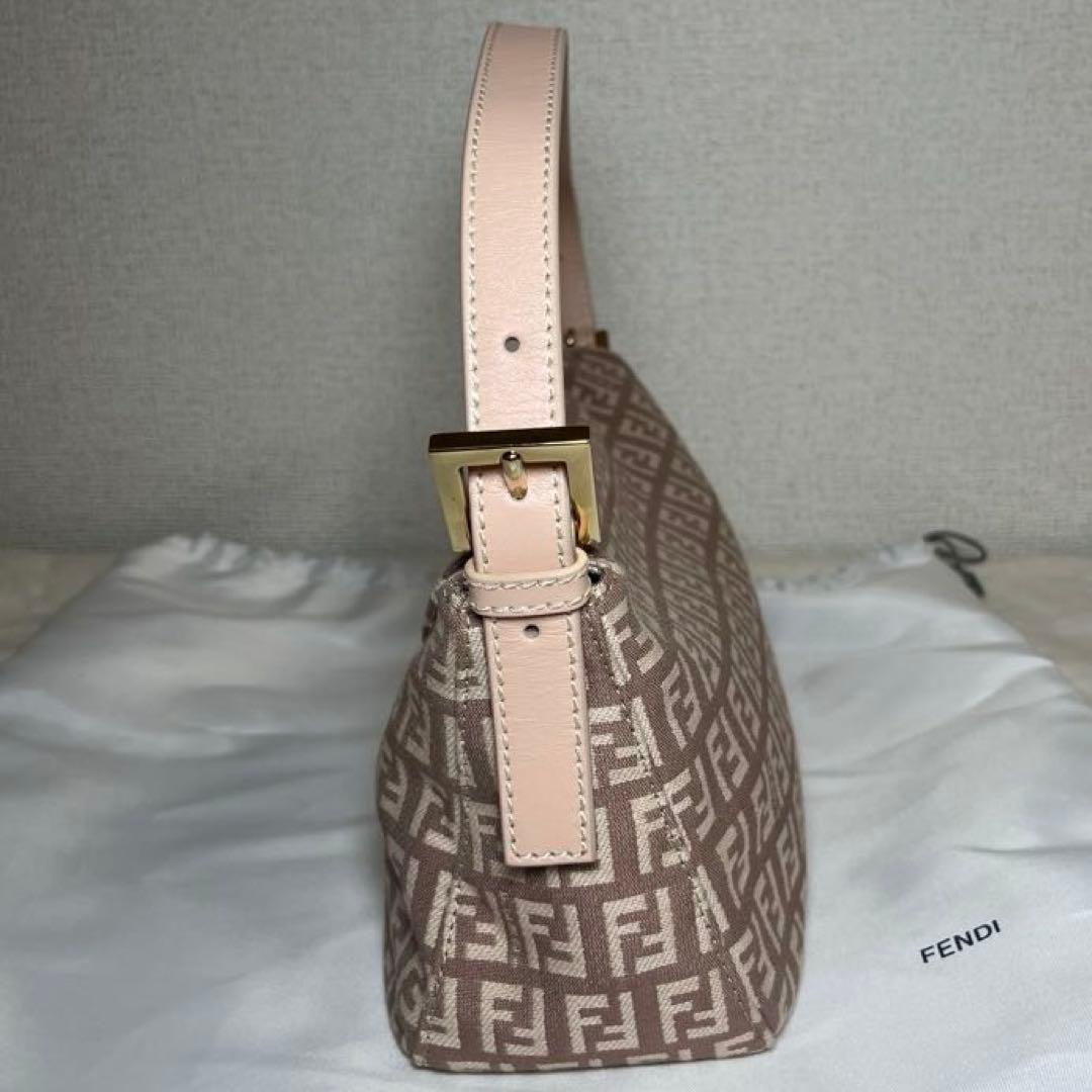 【美品】フェンディ マンマバケット ズッキーノ ピンク バッグ 8BR003