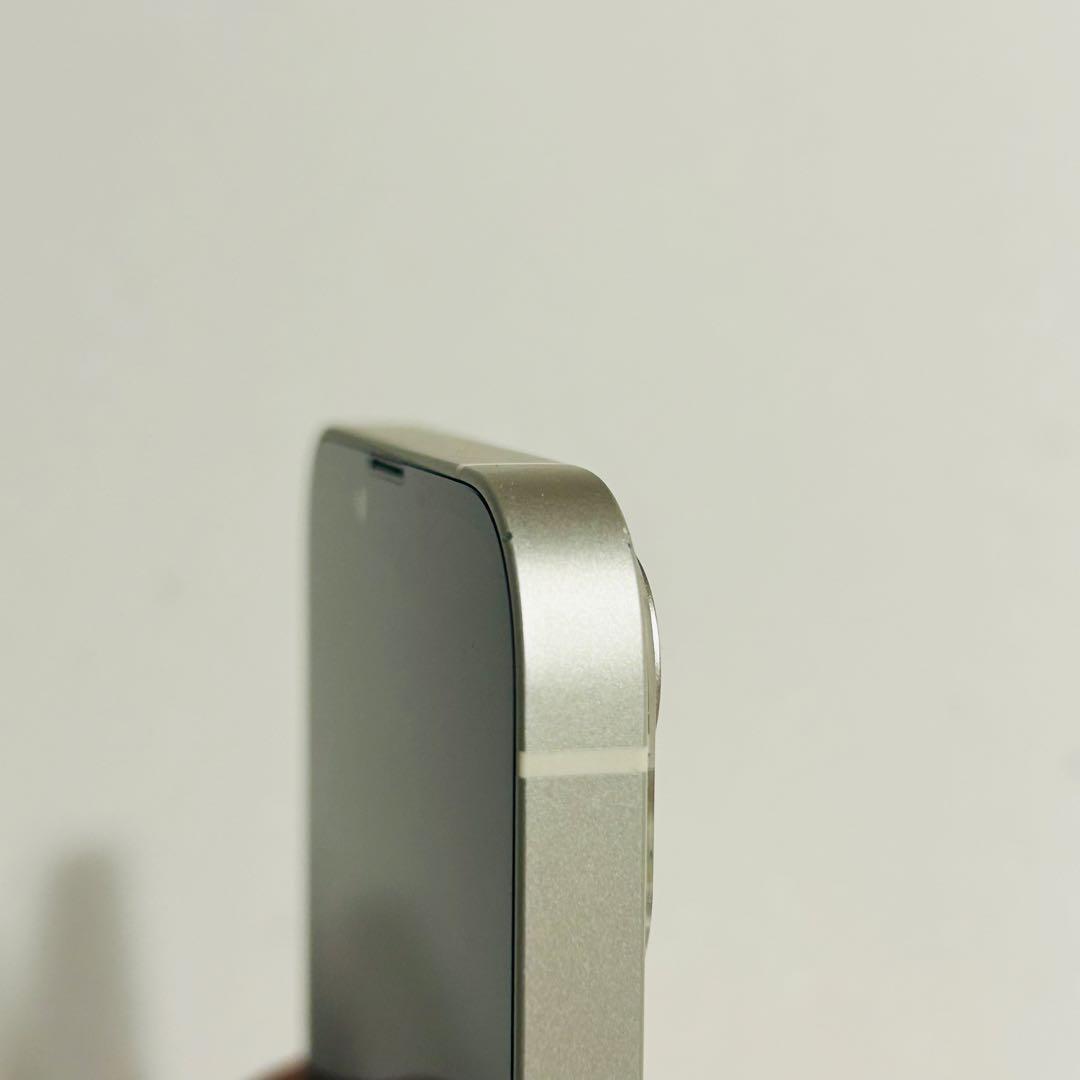 Apple iPhone 13 スターライト 本体 128g SIMフリー