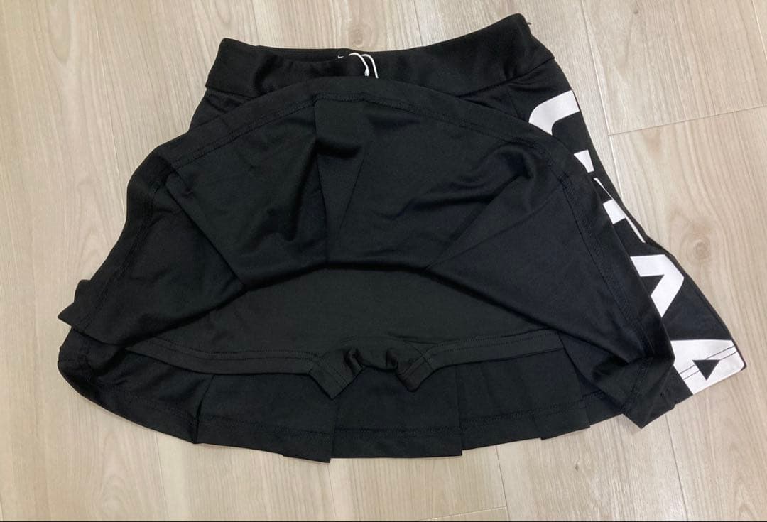 UTAAゴルフトレーナー＆スカートセットブラックSサイズ